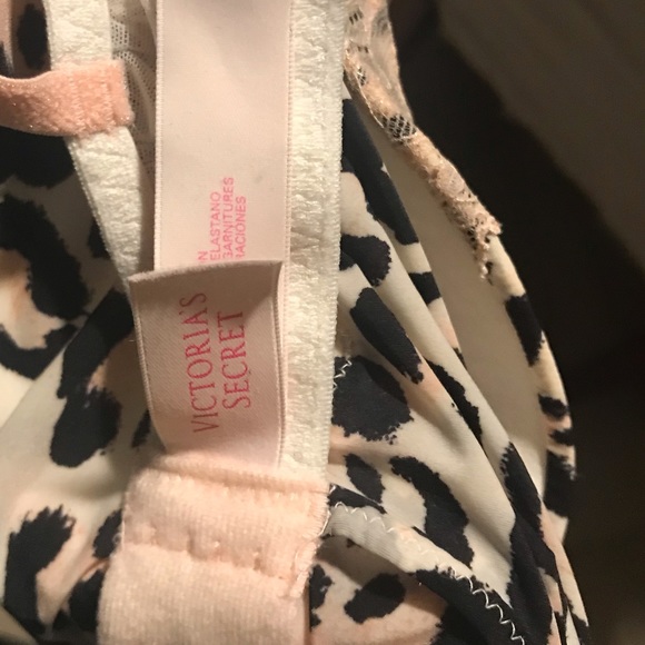 Victoria’s Secret Satin Nighty - Picture 4 of 7